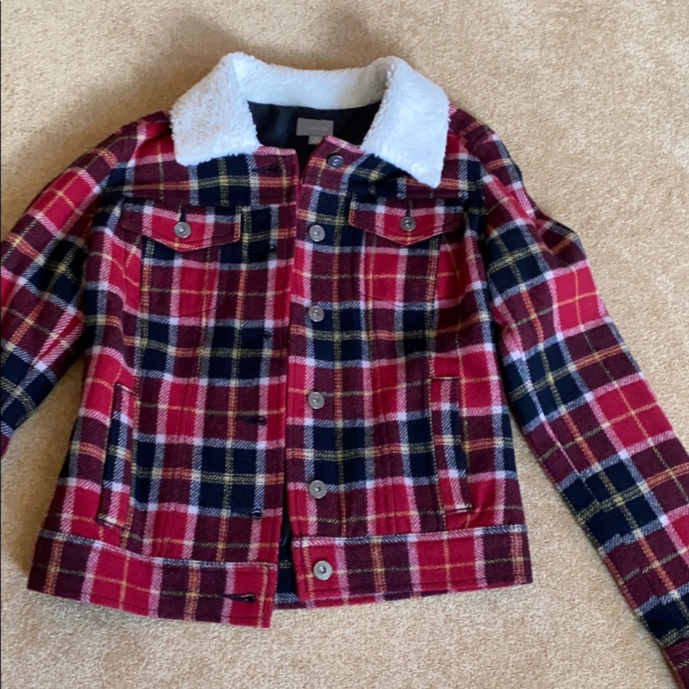 Plaid trucker jacket with Sherpa lined collar